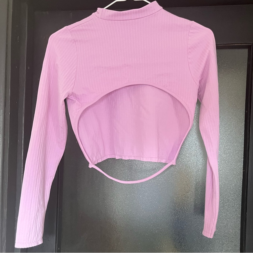 Open back long sleeve crop top